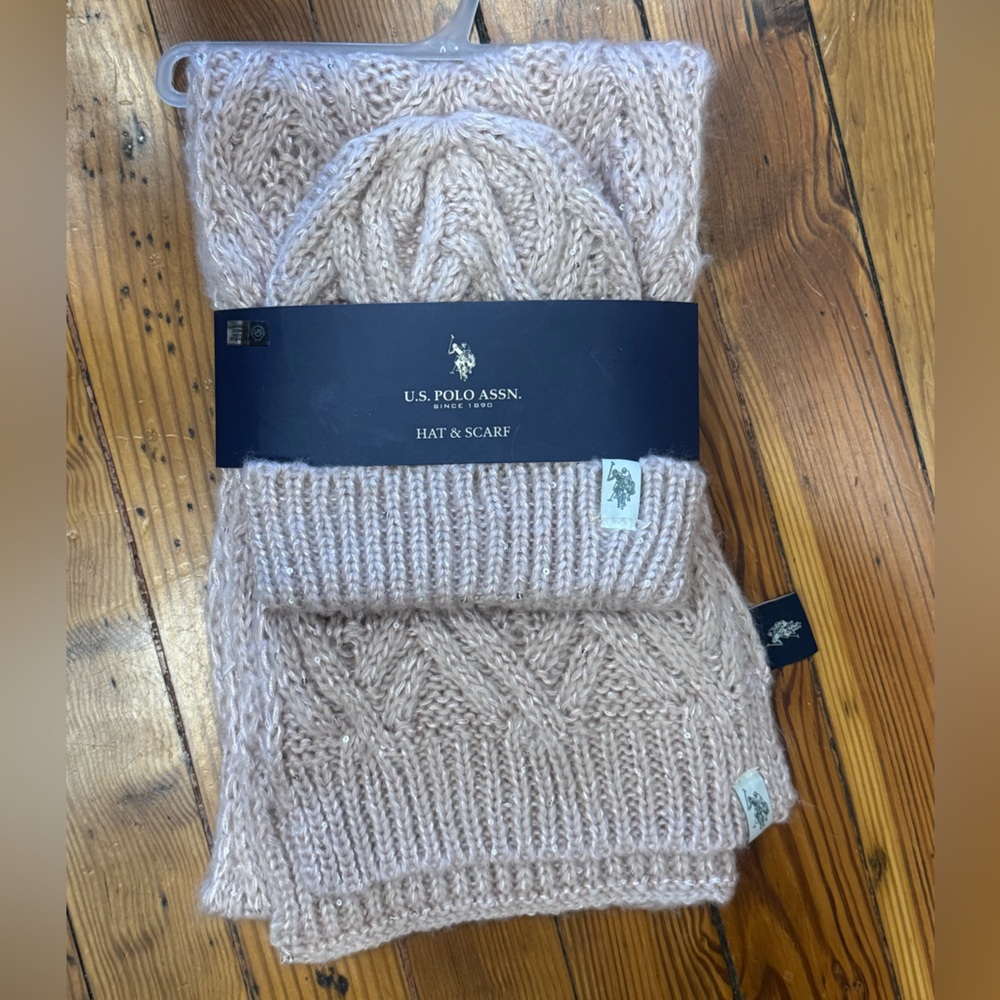U.S. Polo Assn. Light pink Knit Hat and Scarf Set